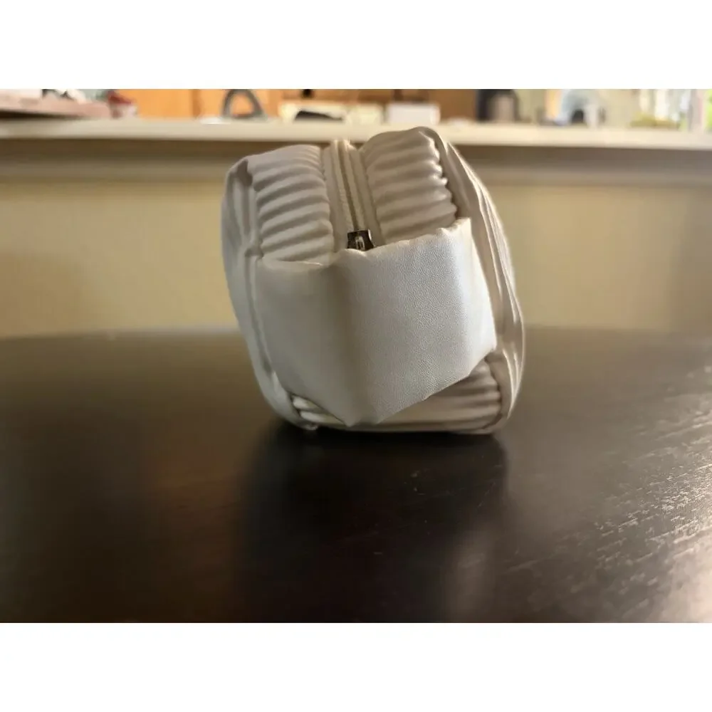 Lysoca White Pleated Cosmetic Bag Makeup Pouch Zip Case